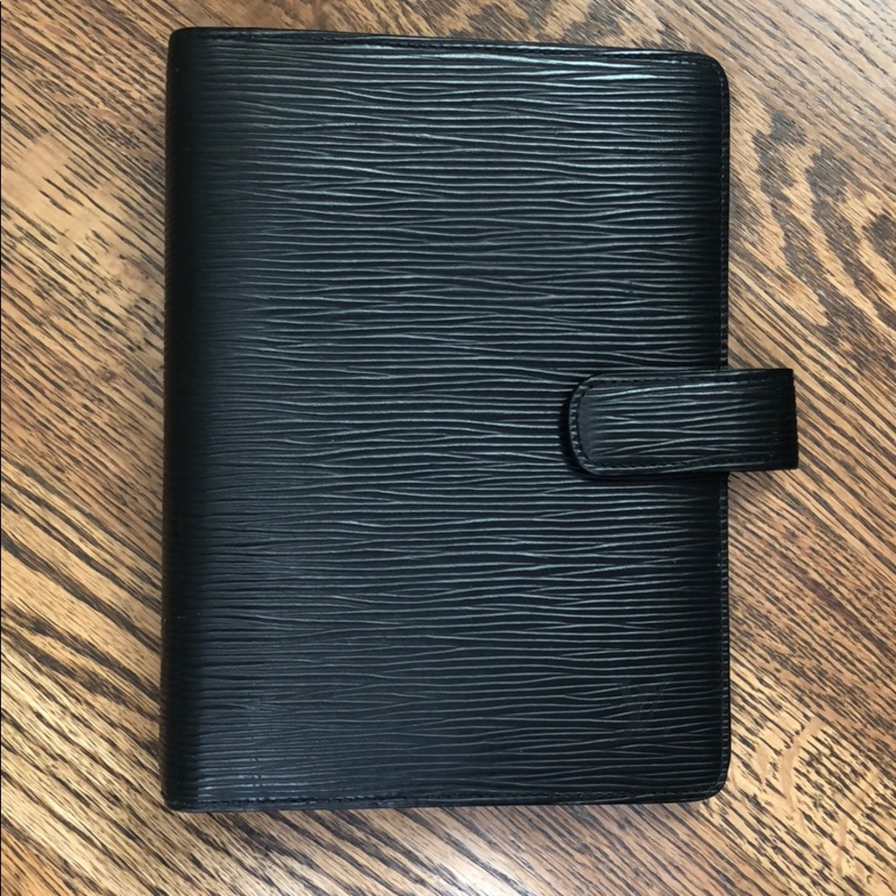 Louis Vuitton Authentic Black Epi Medium Agenda
